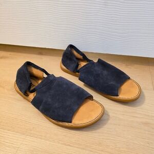 Born Navy Blue Suede Open Toe Summer Cove Modern Minimalist Sandals Size 7M